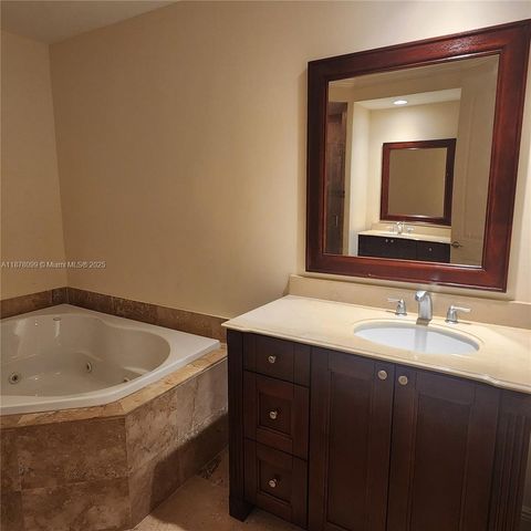 2351 Lakeview Dr 114, Sebring, FL 33875