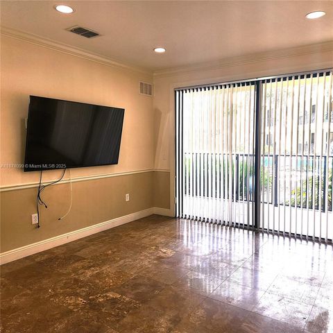 2351 Lakeview Dr 114, Sebring, FL 33875