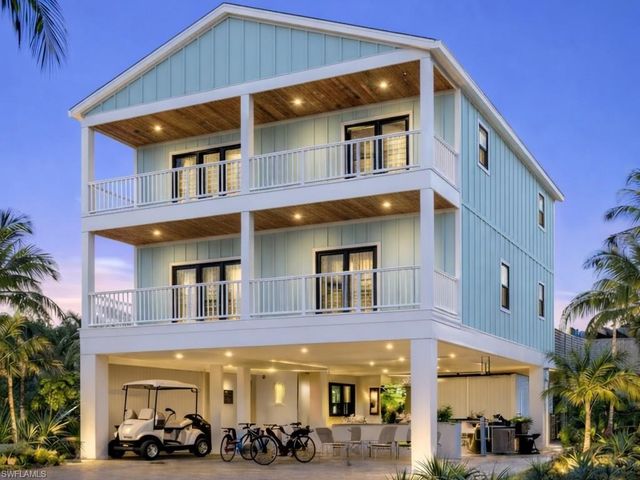 961 San Carlos CT, Fort Myers Beach, FL 33931