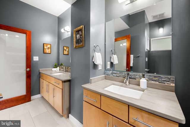 15 DECKER AVE, Baltimore, MD 21224
