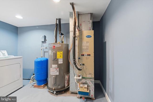 294 CAMBRIDGE RD, Honey Brook, PA 19344