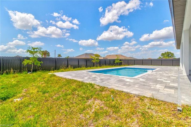 1026 Nelson RD N, Cape Coral, FL 33993