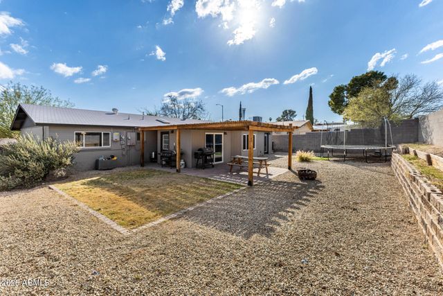 1684 W PALO VERDE Drive, Wickenburg, AZ 85390