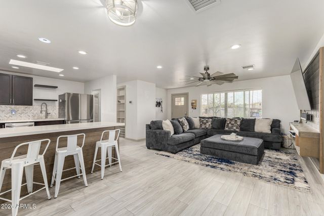 1684 W PALO VERDE Drive, Wickenburg, AZ 85390