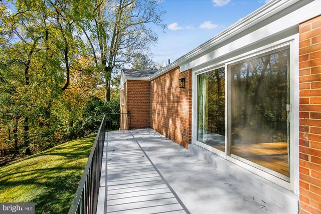 5300 1ST PL N, Arlington, VA 22203