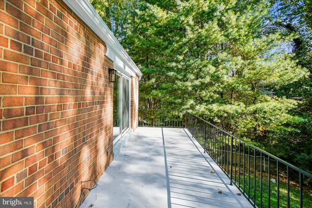 5300 1ST PL N, Arlington, VA 22203