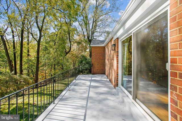 5300 1ST PL N, Arlington, VA 22203