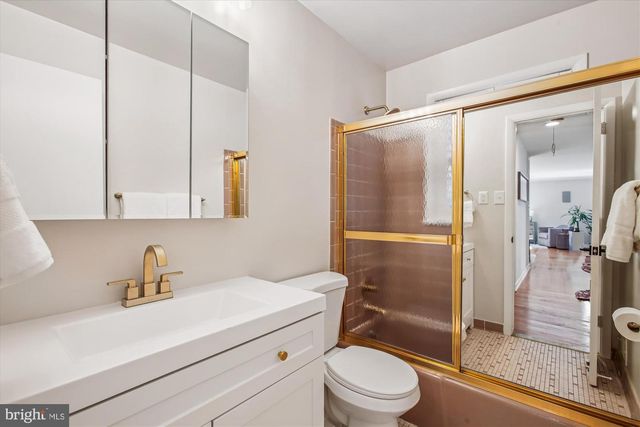 5300 1ST PL N, Arlington, VA 22203