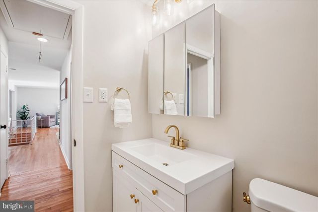 5300 1ST PL N, Arlington, VA 22203