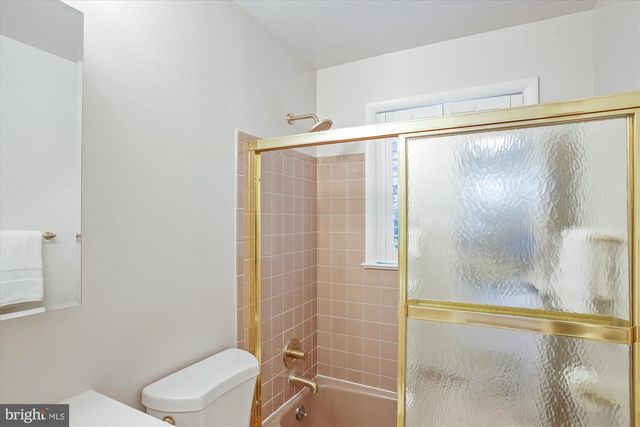 5300 1ST PL N, Arlington, VA 22203