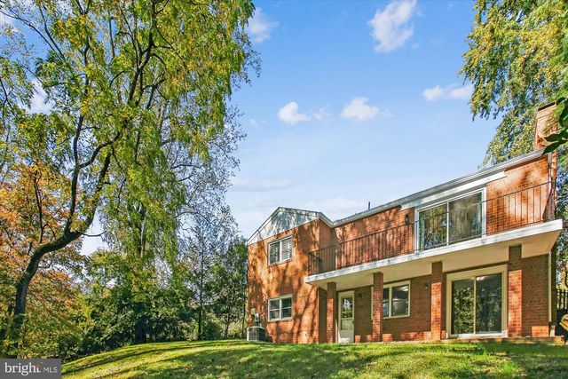5300 1ST PL N, Arlington, VA 22203