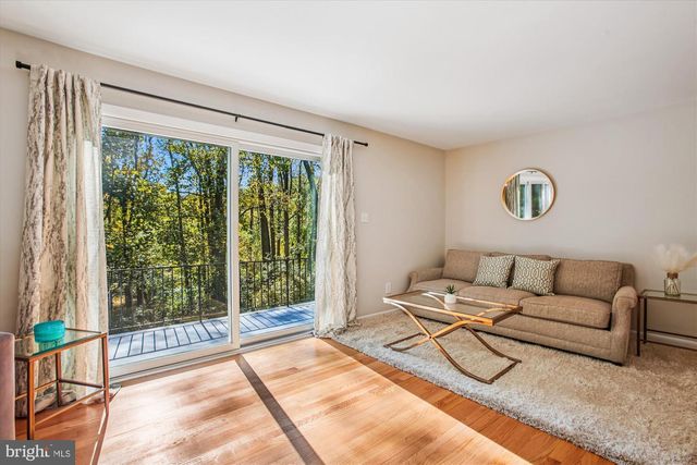 5300 1ST PL N, Arlington, VA 22203