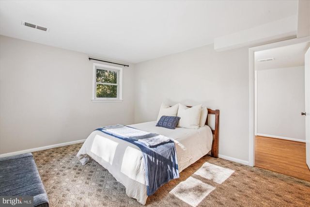 5300 1ST PL N, Arlington, VA 22203