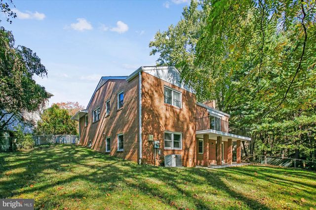 5300 1ST PL N, Arlington, VA 22203