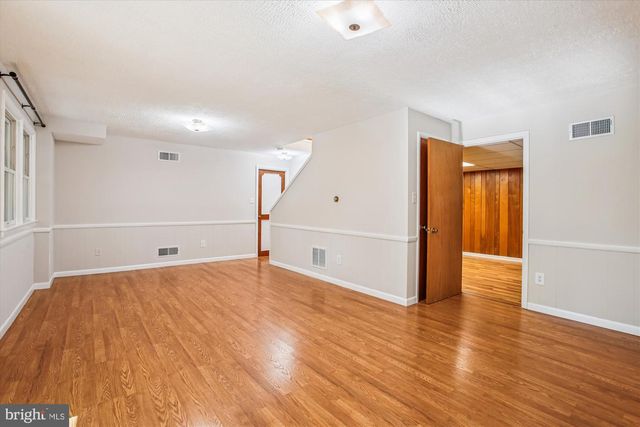 5300 1ST PL N, Arlington, VA 22203