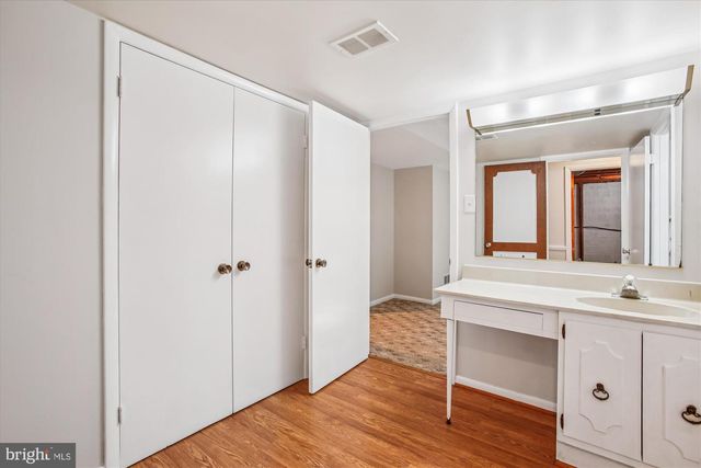 5300 1ST PL N, Arlington, VA 22203