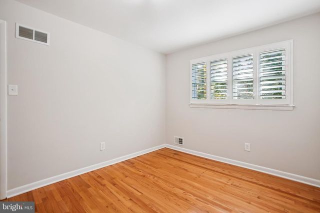 5300 1ST PL N, Arlington, VA 22203