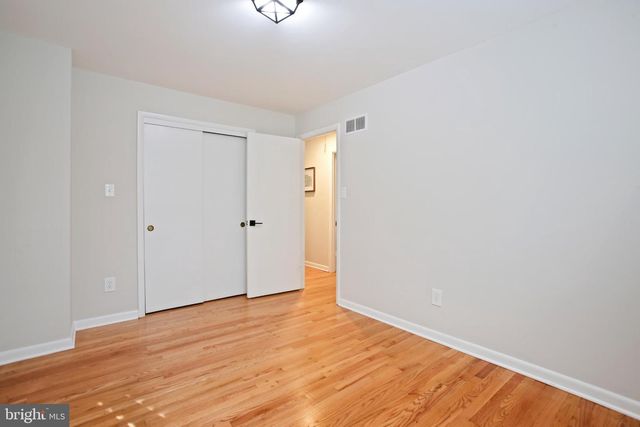 5300 1ST PL N, Arlington, VA 22203