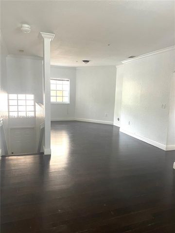 5640 NW 115th Ct 208, Doral, FL 33178