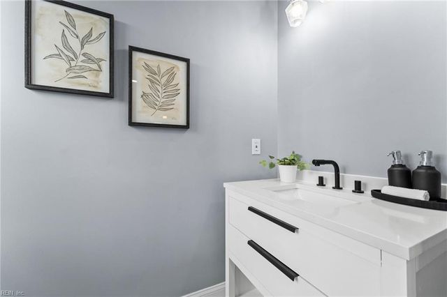 116 Linden AVE, Hampton, VA 23669