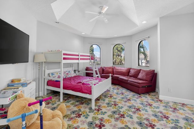 7000 Lions Head Lane, Boca Raton, FL 33496