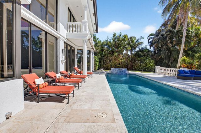 7000 Lions Head Lane, Boca Raton, FL 33496