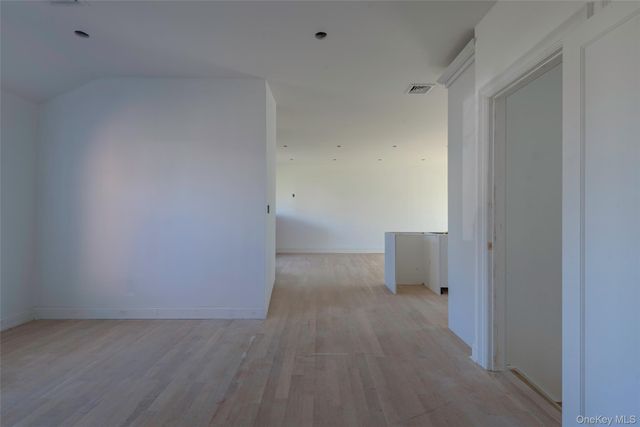 1070 Maple Lane, New Hyde Park, NY 11040