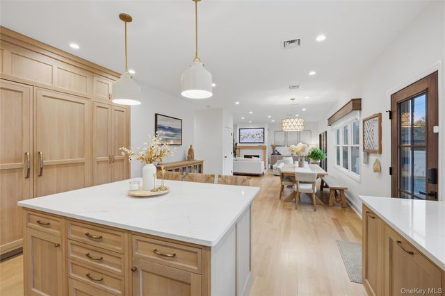 1732 Princeton Drive W, Wantagh, NY 11793