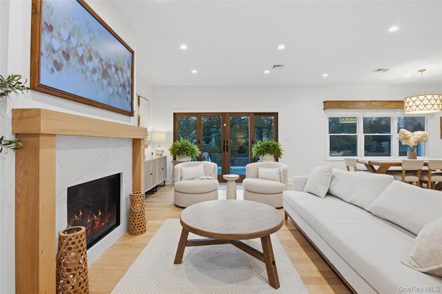 1732 Princeton Drive W, Wantagh, NY 11793