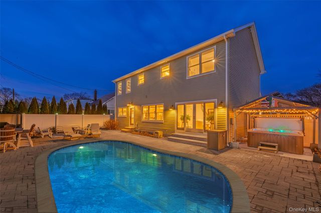 1732 Princeton Drive W, Wantagh, NY 11793