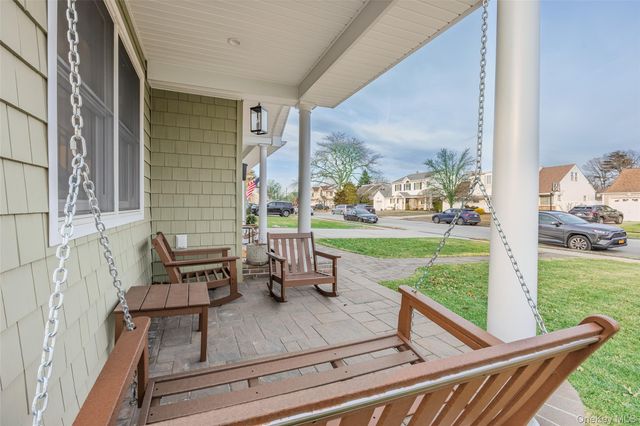 1732 Princeton Drive W, Wantagh, NY 11793