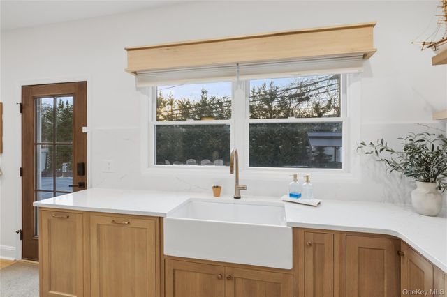 1732 Princeton Drive W, Wantagh, NY 11793