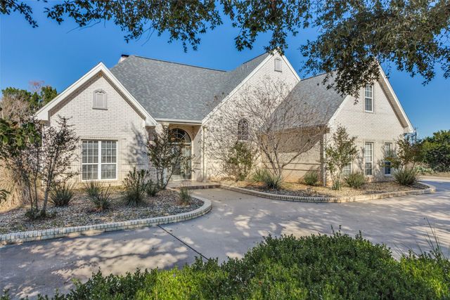 165 Glen Abbey Circle N, Possum Kingdom Lake, TX 76449