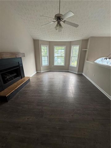 118 Remington Place Boulevard, Dallas, GA 30157