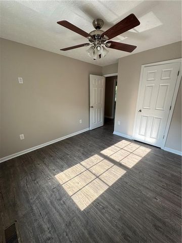118 Remington Place Boulevard, Dallas, GA 30157