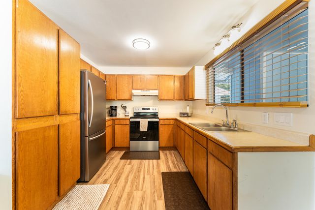 72 Keala Pl, Kihei, HI 96753