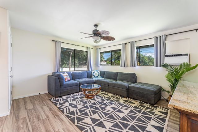 72 Keala Pl, Kihei, HI 96753