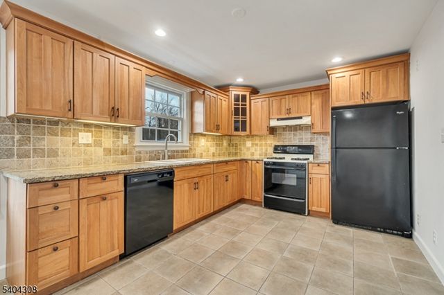 1088 S Boyd Pkwy, North Brunswick Twp., NJ 08902