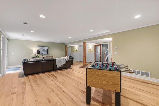 W279N5280 Hanover Hill COURT, Lisbon, WI 53089