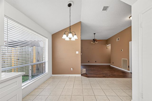 3109 Deer Trail Drive, Alvin, TX 77511