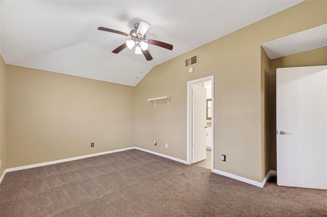 3109 Deer Trail Drive, Alvin, TX 77511