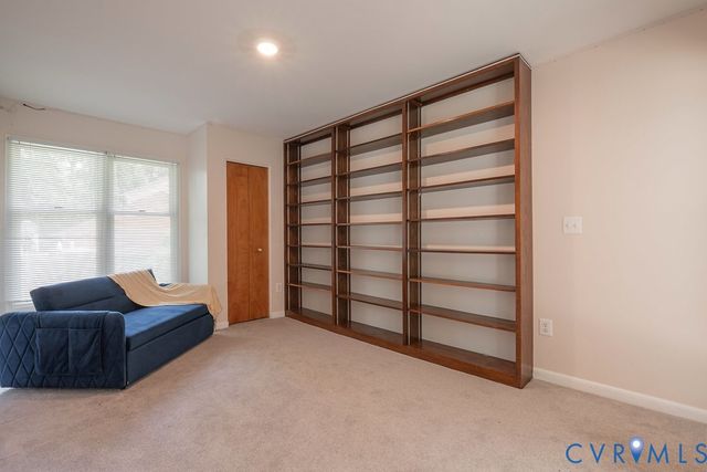 12910 Sir Scott Ter, Chester, VA 23831