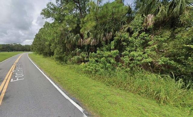 8702 Fort Pierce Boulevard, Fort Pierce, FL 34951