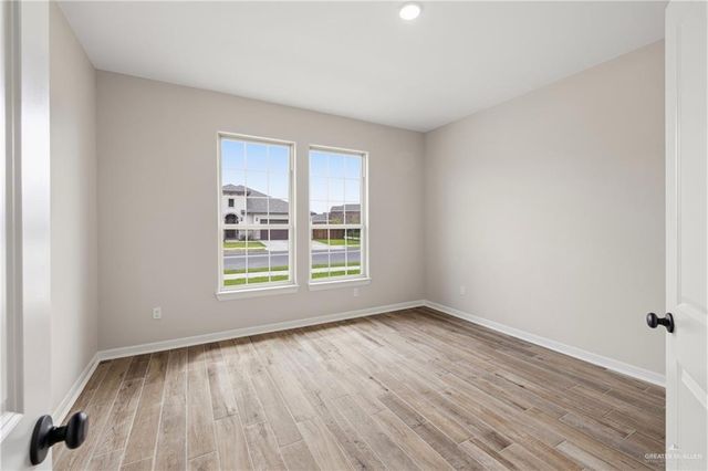 1440 E Silos Avenue, Edinburg, TX 78542