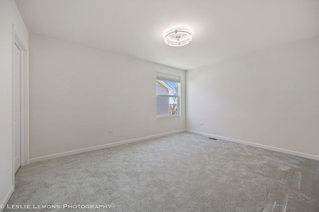 2225 Bent Grass Way, Bolingbrook, IL 60490