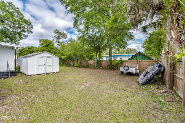 7419 MERRILL Road, Jacksonville, FL 32277