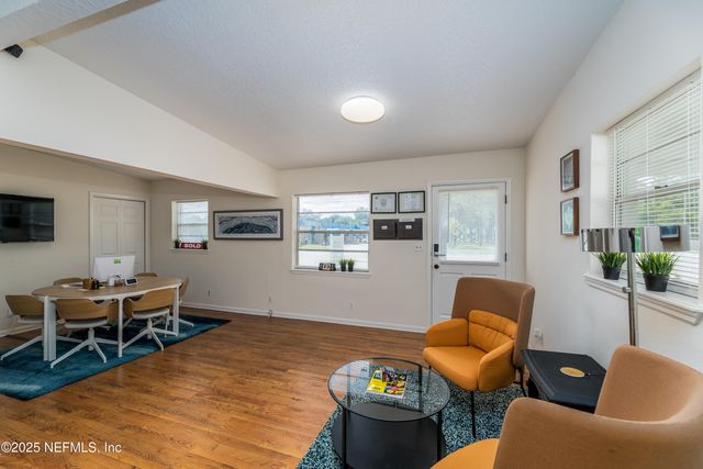 7419 MERRILL Road, Jacksonville, FL 32277