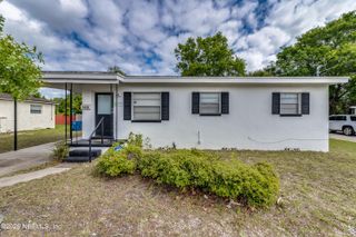 7419 MERRILL Road, Jacksonville, FL 32277
