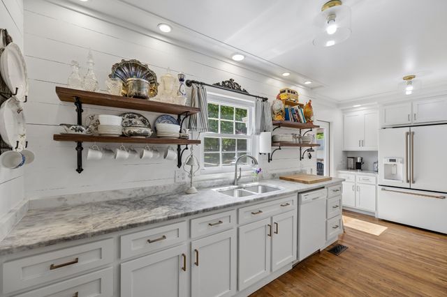 219 Rivermont Dr, Mcminnville, TN 37110