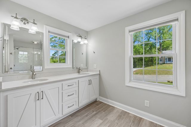 219 Rivermont Dr, Mcminnville, TN 37110